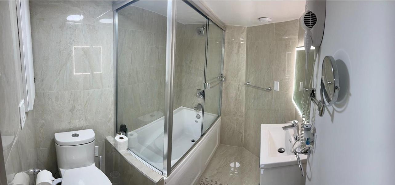 Resort Style Home Living Дельта Экстерьер фото